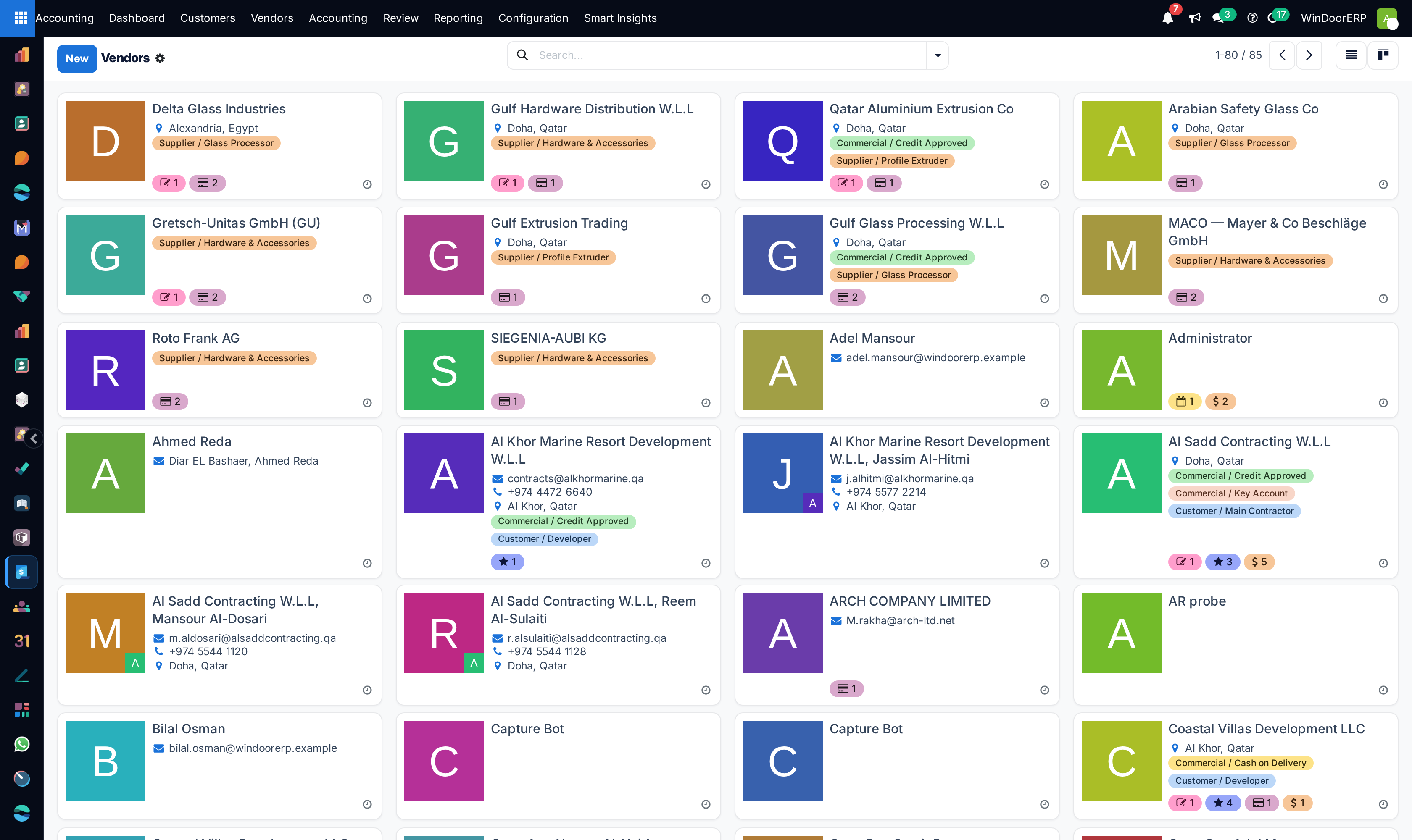 Vendors kanban cards with payment terms badges