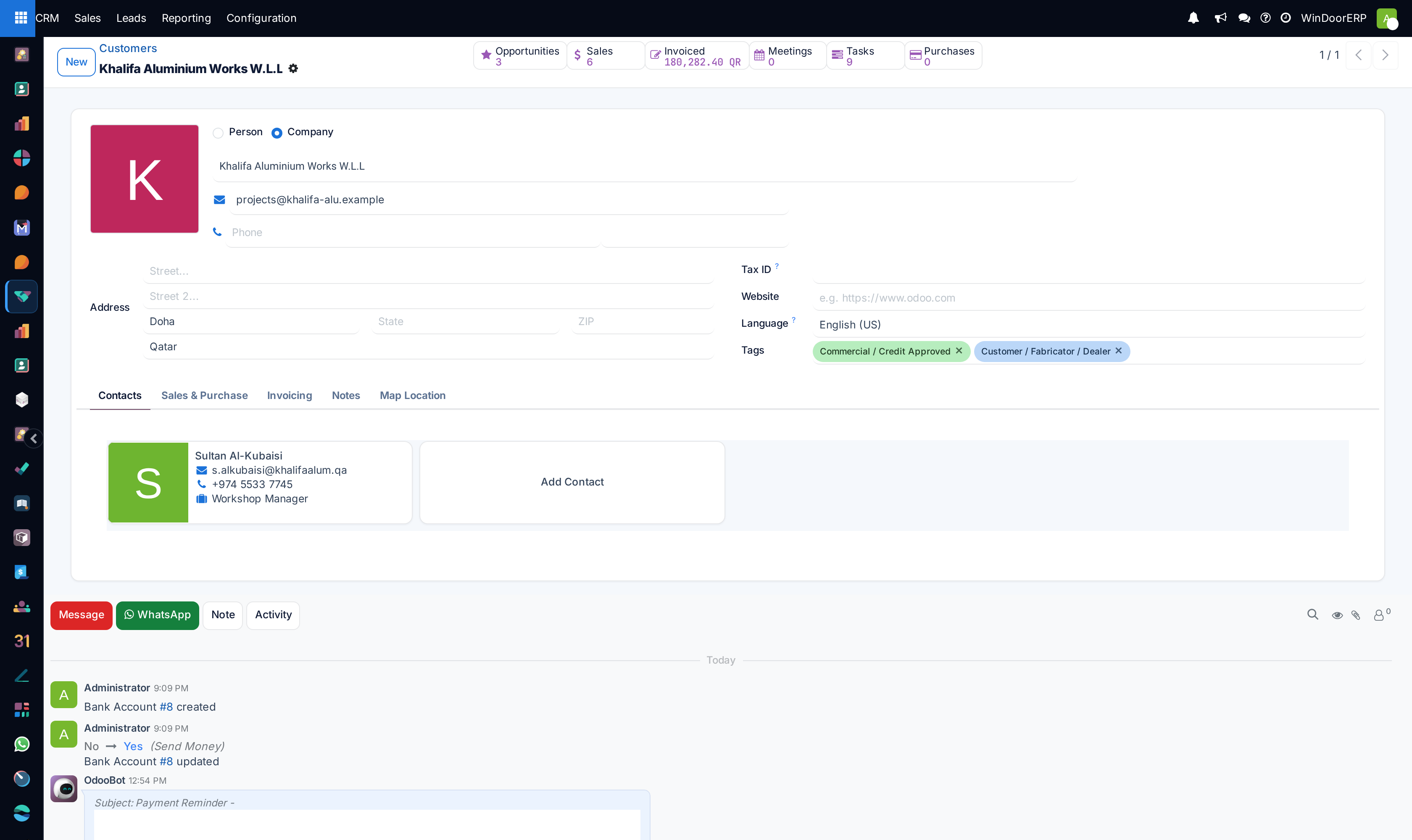 Customer profile editor with VAT ID and billing addresses