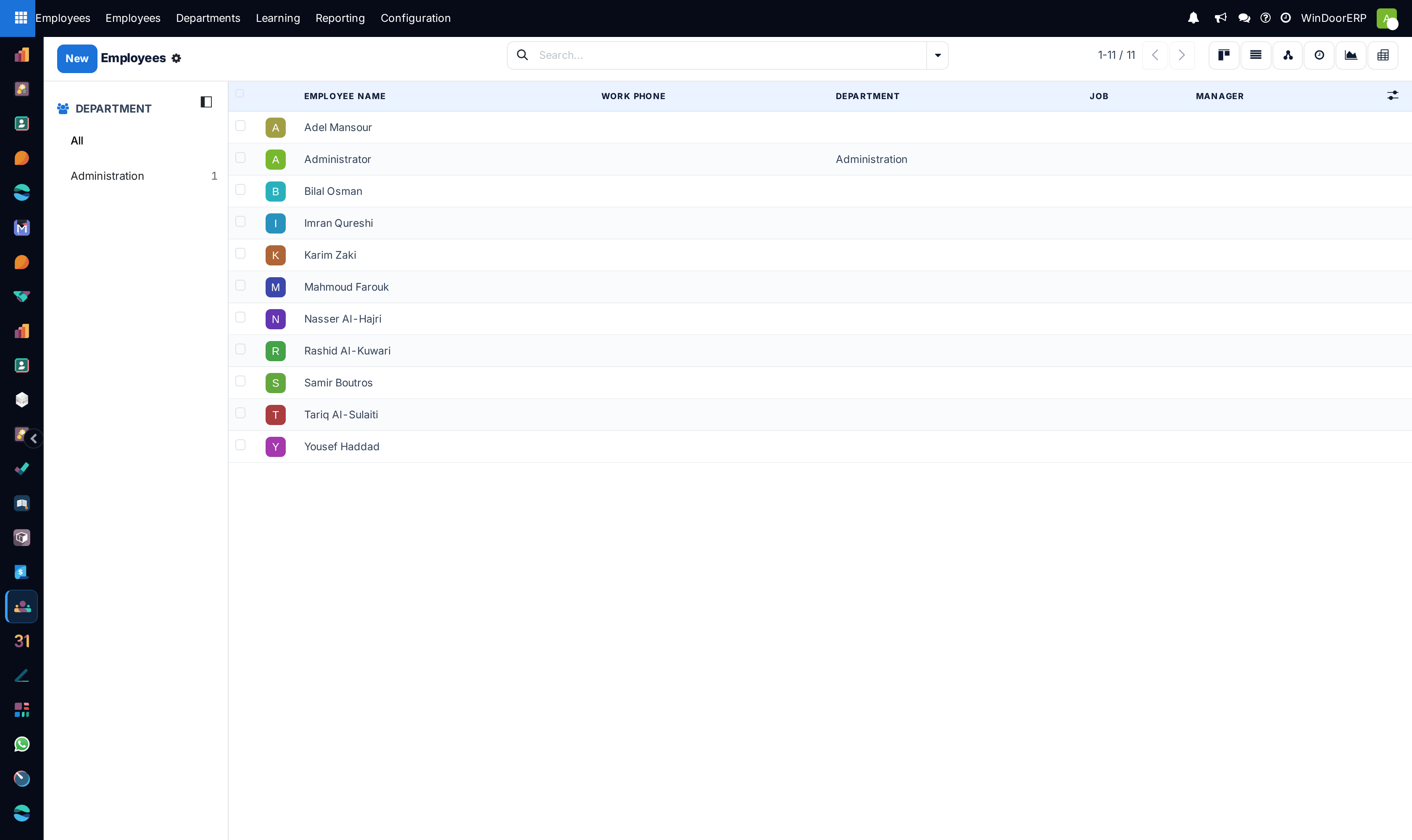 Employee master directory list showing badges, job titles, and departments