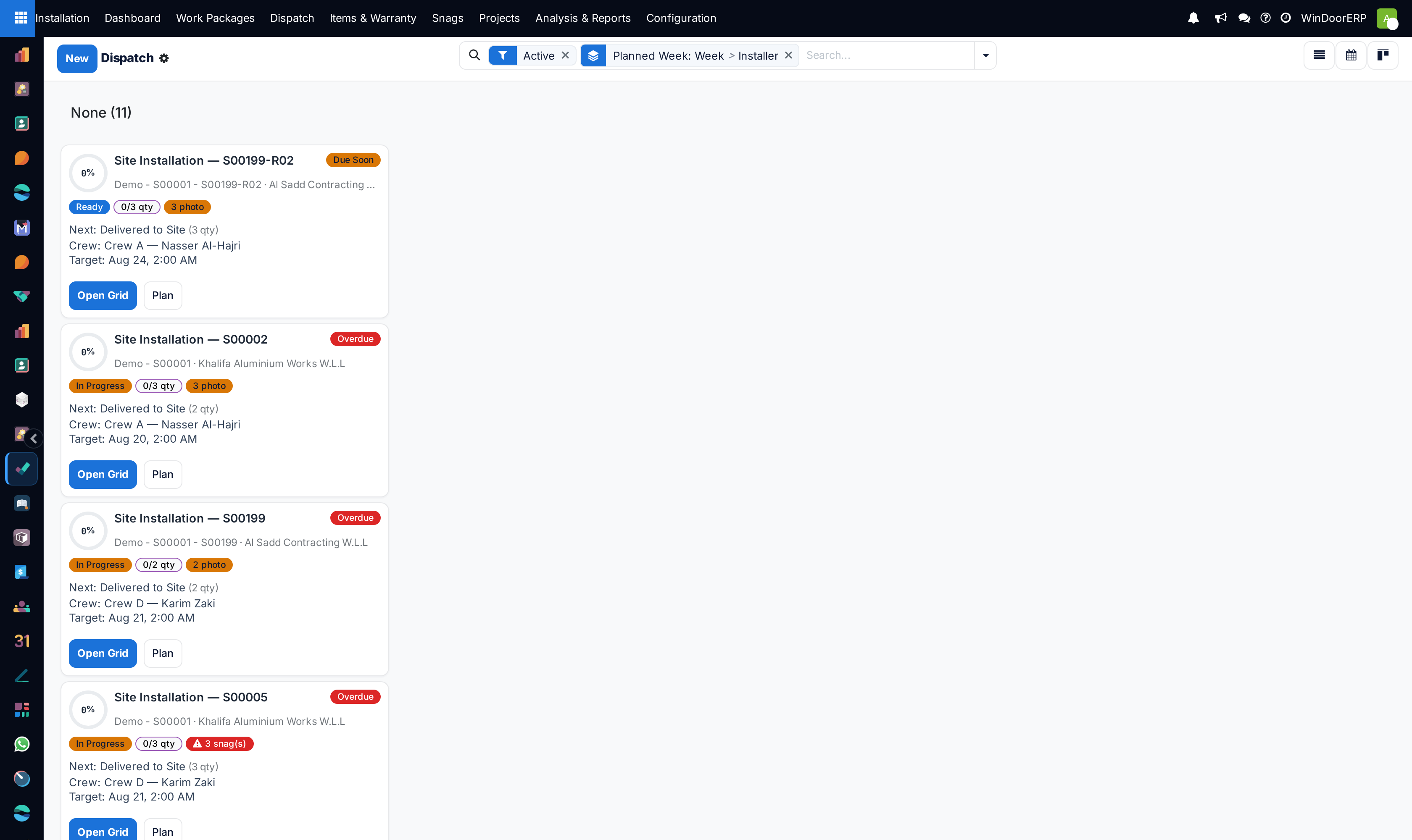 Installation dispatch kanban board organizing trips by status: Scheduled, En Route, and Complete