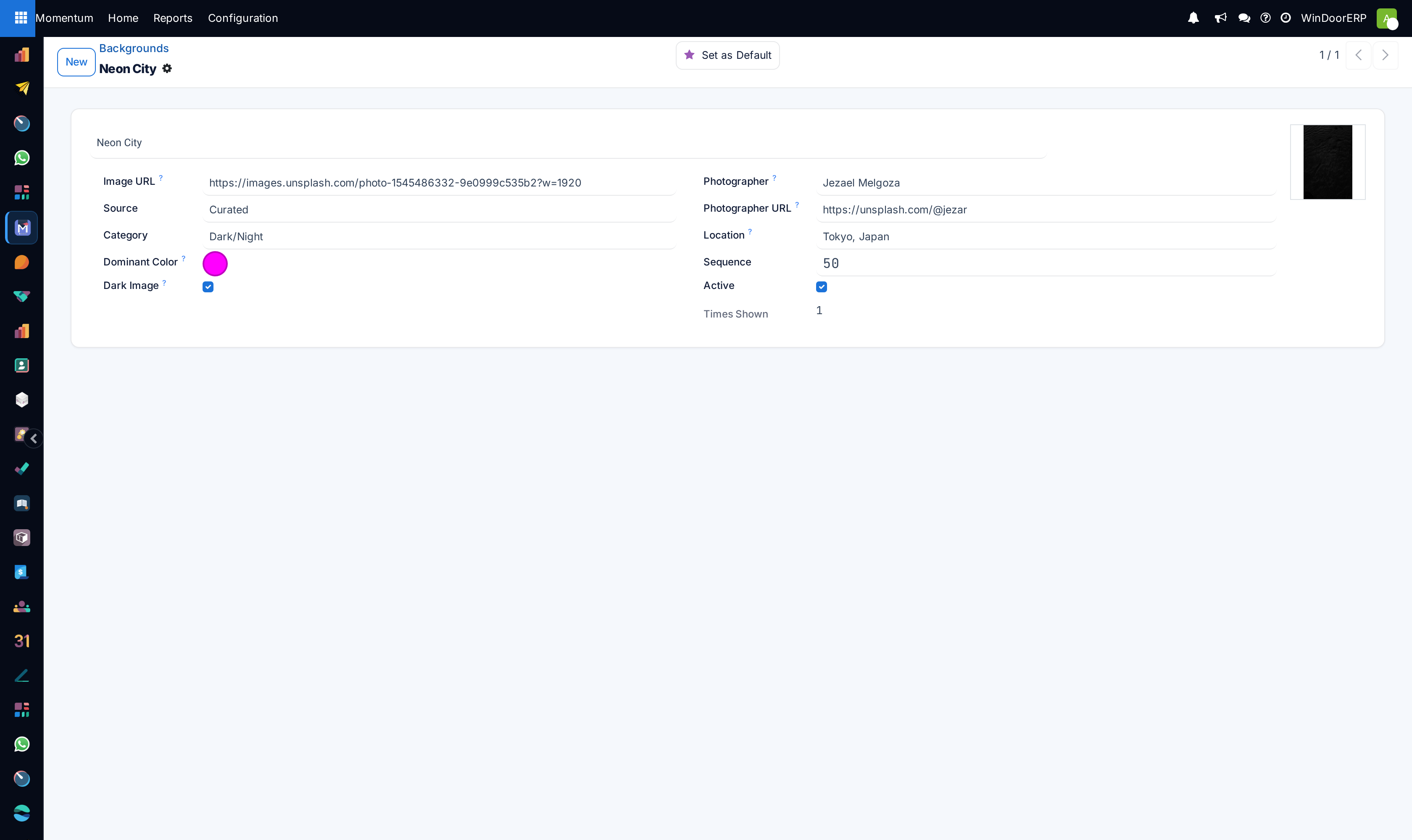 Background theme editor with high-resolution image upload